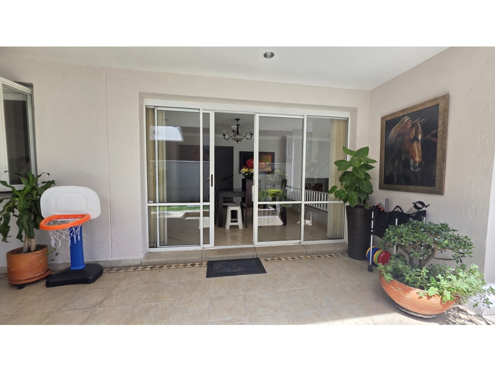 VENTA CASA PARA REMODELAR EN LAS LOMAS 2, EL POBLADO — foto 4