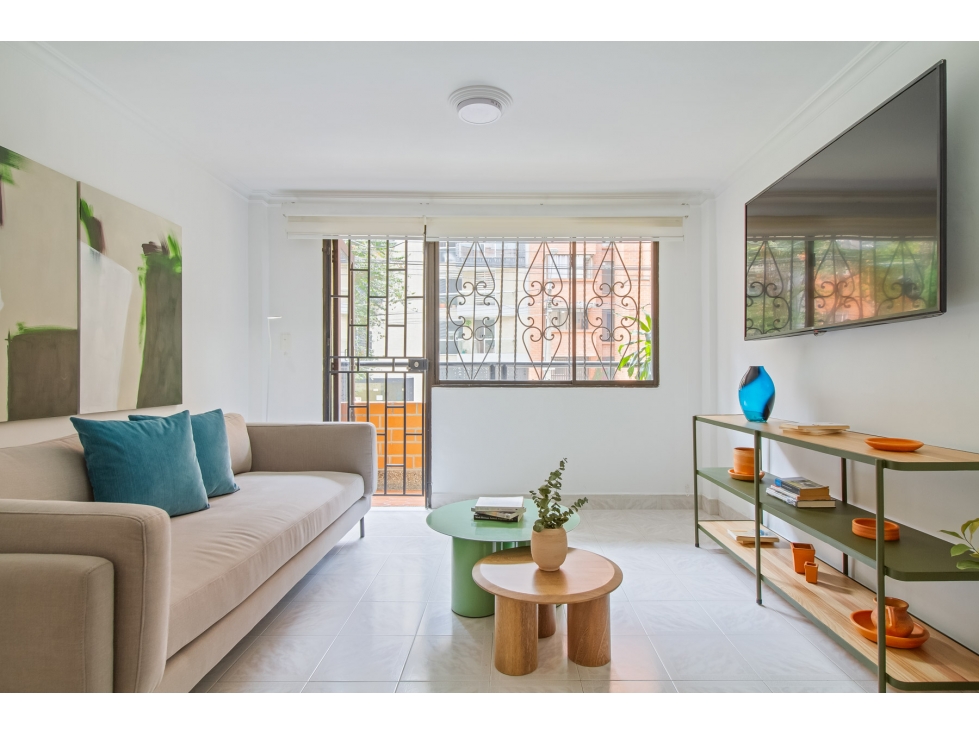 VENTA APARTAMENTO LAURELES, MEDELLÍN