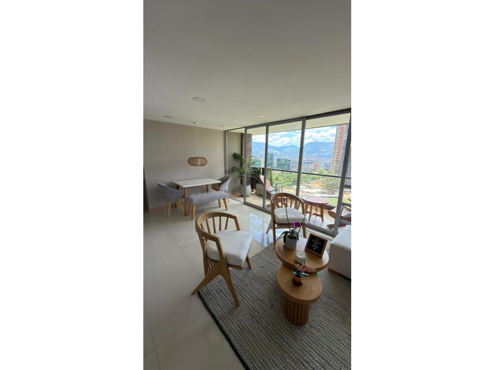 VENTA APARTAMENTO LOS BALSOS, POBLADO — foto 4