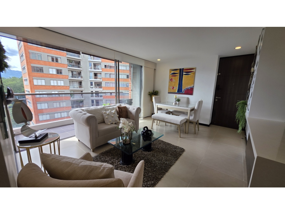 VENTA APARTAMENTO AMOBLADO EN ALTOS DEL POBLADO,PISO ALTO VISTA CIUDAD — foto 2