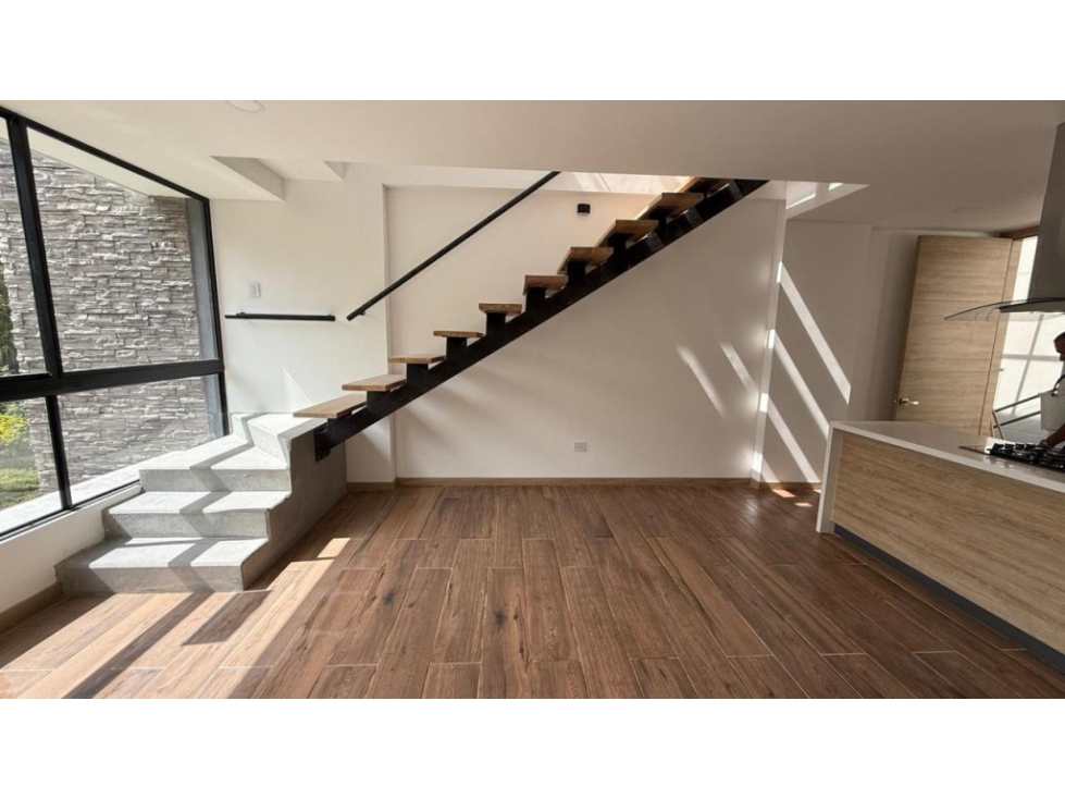 CESION DE DERECHOS DUPLEX LOMA DEL ESCOBERO-LICENCIA TURÍSTICA — foto 3