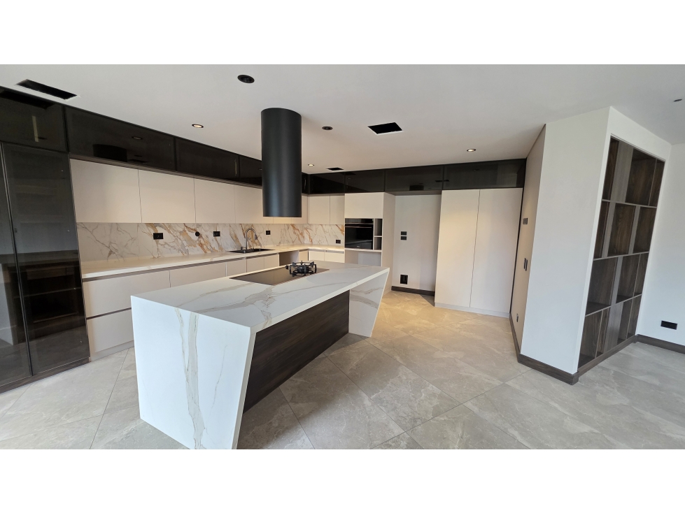 VENTA APARTAMENTO LOMA DEL ESMERALDAL ENVIGADO PARA ESTRENAR — foto 3