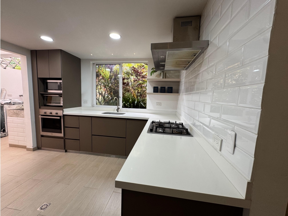 VENTA CASA DOS NIVELES EN SAN LUCAS - POBLADO — foto 4
