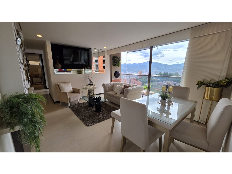VENTA APARTAMENTO AMOBLADO EN ALTOS DEL POBLADO,PISO ALTO VISTA CIUDAD