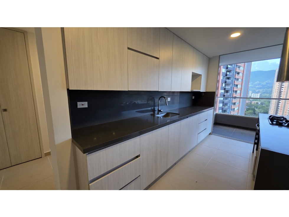VENTA APARTAMENTO SURAMÉRICA, PISO ALTO, VISTA CIUDAD. — foto 6