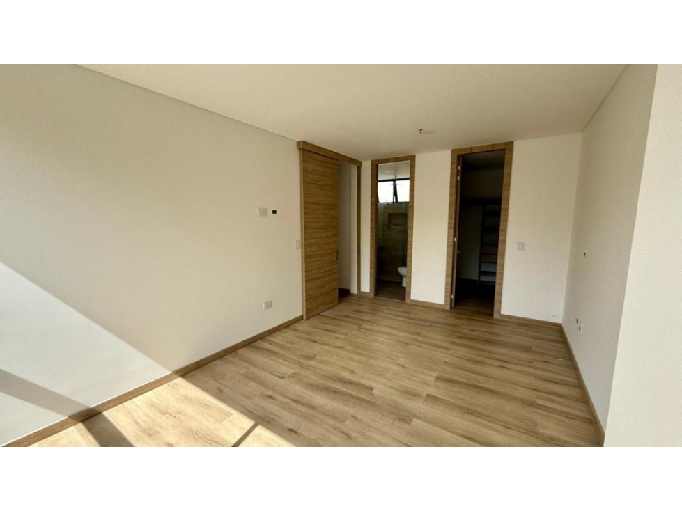 CESION DE DERECHOS DUPLEX LOMA DEL ESCOBERO-LICENCIA TURÍSTICA — foto 4