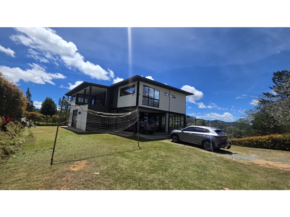 VENTA CASA DE DOS NIVELES EN ALTO DE PALMAS — foto 3