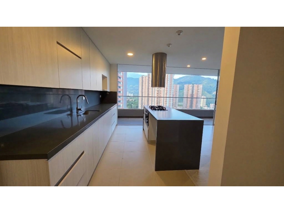 VENTA APARTAMENTO SURAMÉRICA, PISO ALTO, VISTA CIUDAD. — foto 4
