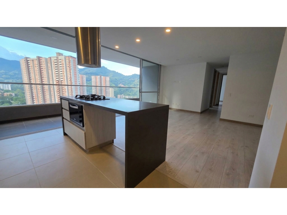 VENTA APARTAMENTO SURAMÉRICA, PISO ALTO, VISTA CIUDAD. — foto 2