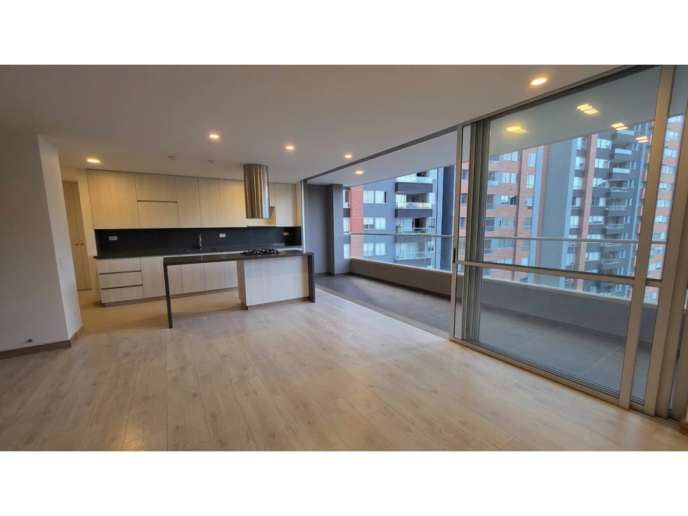 VENTA APARTAMENTO SURAMÉRICA, PISO ALTO, VISTA CIUDAD.