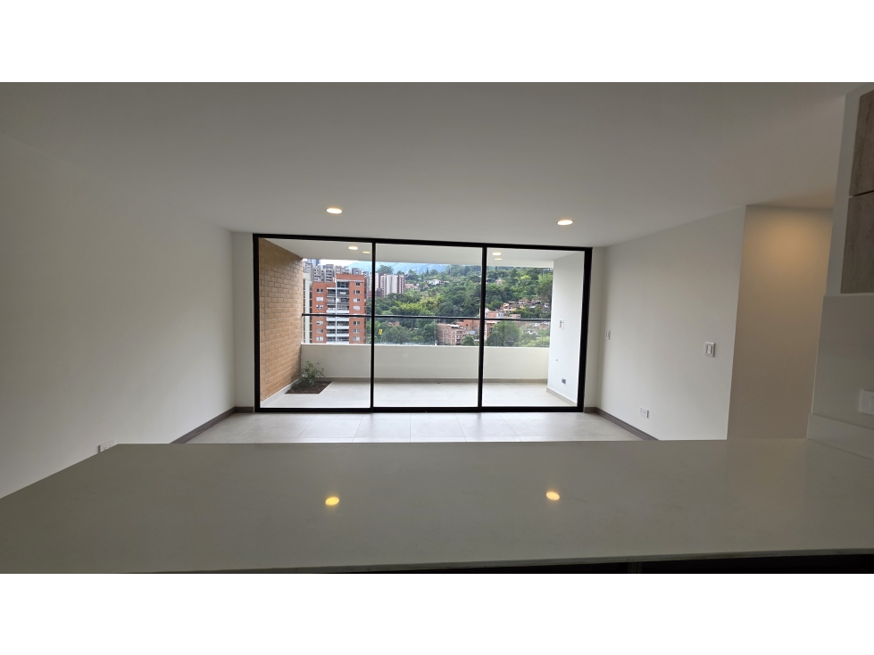 VENTA APARTAMENTO PARA ESTRENAR PISO ALTO CAMINO VERDE, ENVIGADO — foto 3