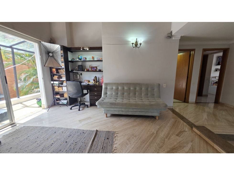VENTA CASA PARA REMODELAR EN LAS LOMAS 2, EL POBLADO — foto 6
