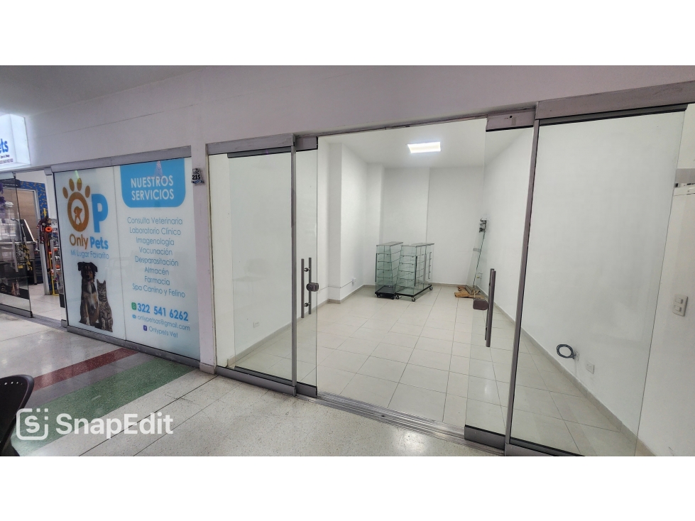 VENTA LOCAL EN CENTRO COMERCIAL LA ESTRELLA - 1