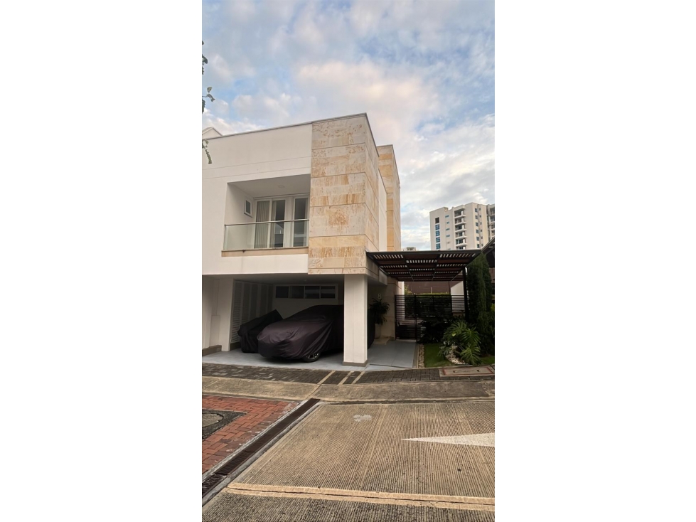 SE VENDE CASA DE TRES NIVELES EN CONDOMINIO - PANCE DC W:9856673