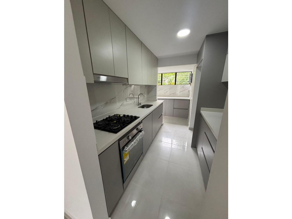 VENTA DE APARTAMENTO 3ER PISO MULTICENTRO DC W:10254329