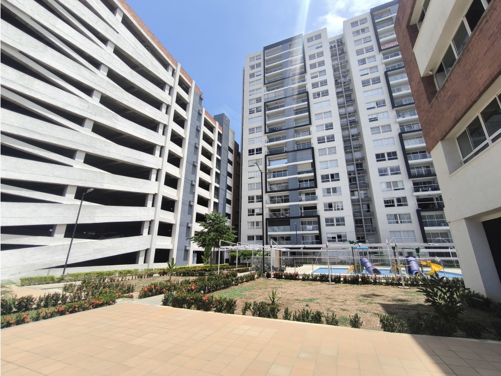 APARTAMENTO EN VENTA EN VALLE DEL LILI CON PARQUEADERO DOBLE (VR)