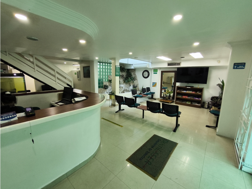 VENDO O RENTO CLINICA EN TEQUENDAMA C-VR/CW:7985717