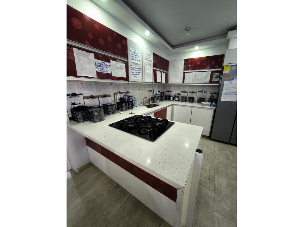CASA EN VENTA DE TRES PISOS EN EL BARRIO SANTO DOMINGO C-VR — foto 3