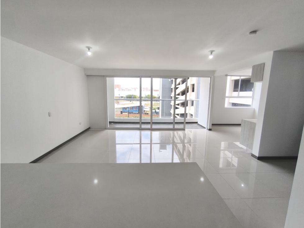 APARTAMENTO EN VENTA EN VALLE DEL LILI CON PARQUEADERO DOBLE (VR) — foto 2