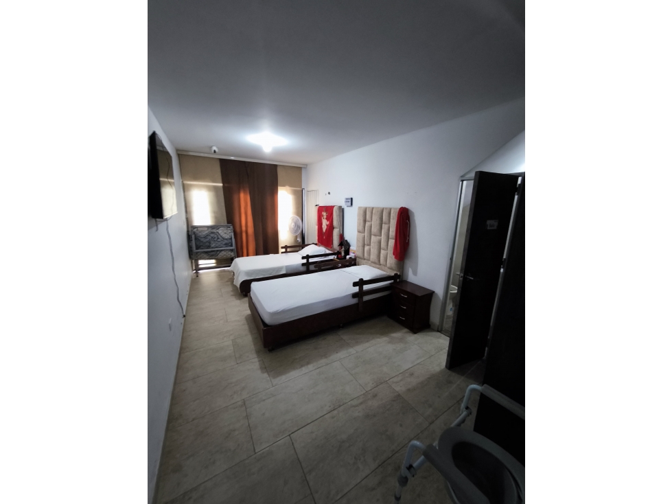 CASA EN VENTA DE TRES PISOS EN EL BARRIO SANTO DOMINGO C-VR — foto 5