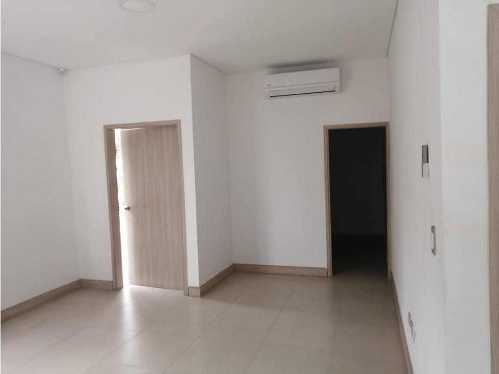 INMUEBLE COMERCIAL EN VENTA EN CIUDAD JARDIN DC W:10394800 - 6