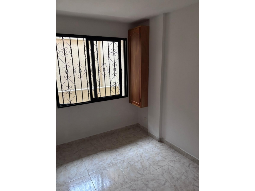 SE VENDE CASA DE TRES NIVELES INDEPENDIENTES EN LA FLORA DC W:9679737 — foto 6