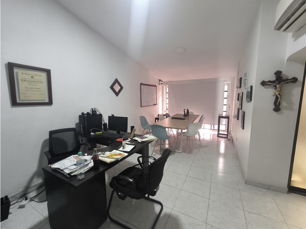 CASA EN VENTA DE DOS PISOS EN SANTA ANITA SUR DE CALI (JD) — foto 4