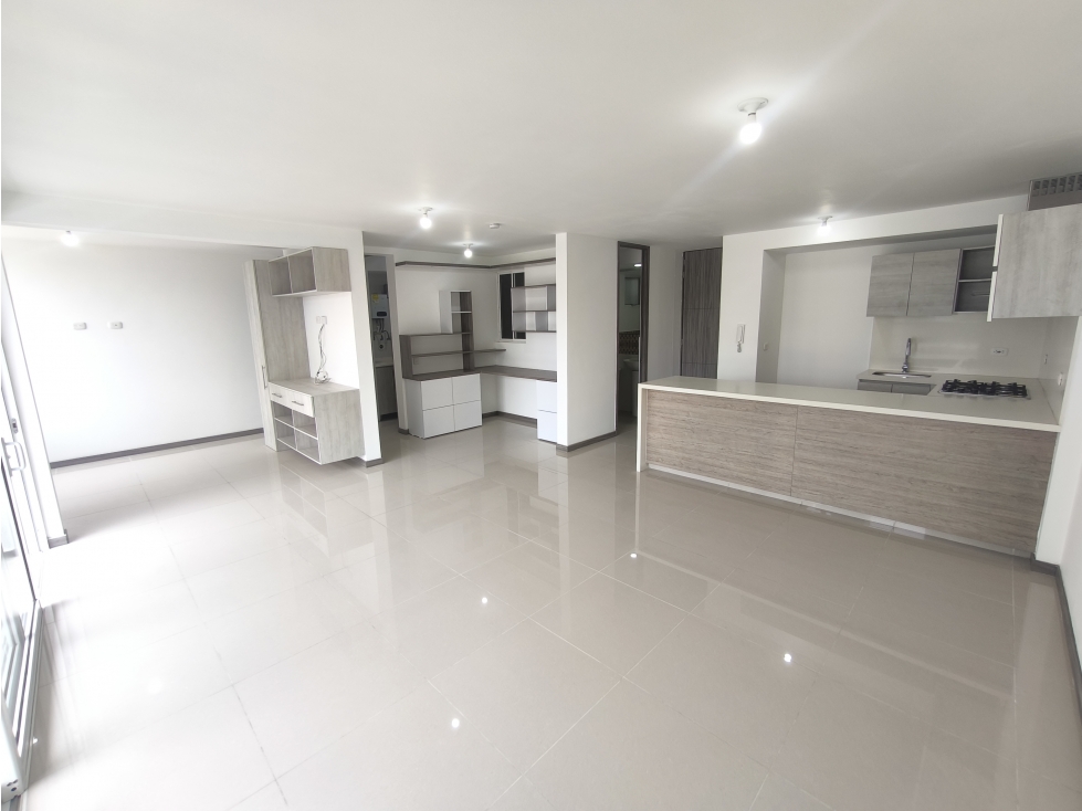 APARTAMENTO EN VENTA EN VALLE DEL LILI CON PARQUEADERO DOBLE (VR) — foto 3