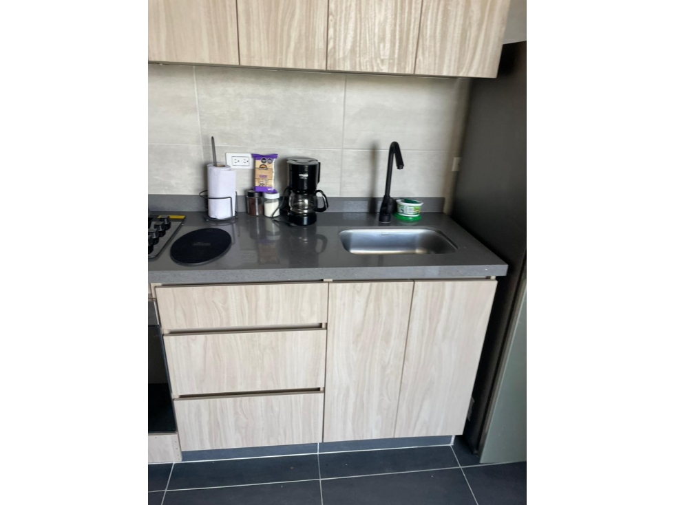 SE VENDE APARTAESTUDIO FRENTE A CHIPICHAPE CON PARQUEADERO C-VR — foto 6