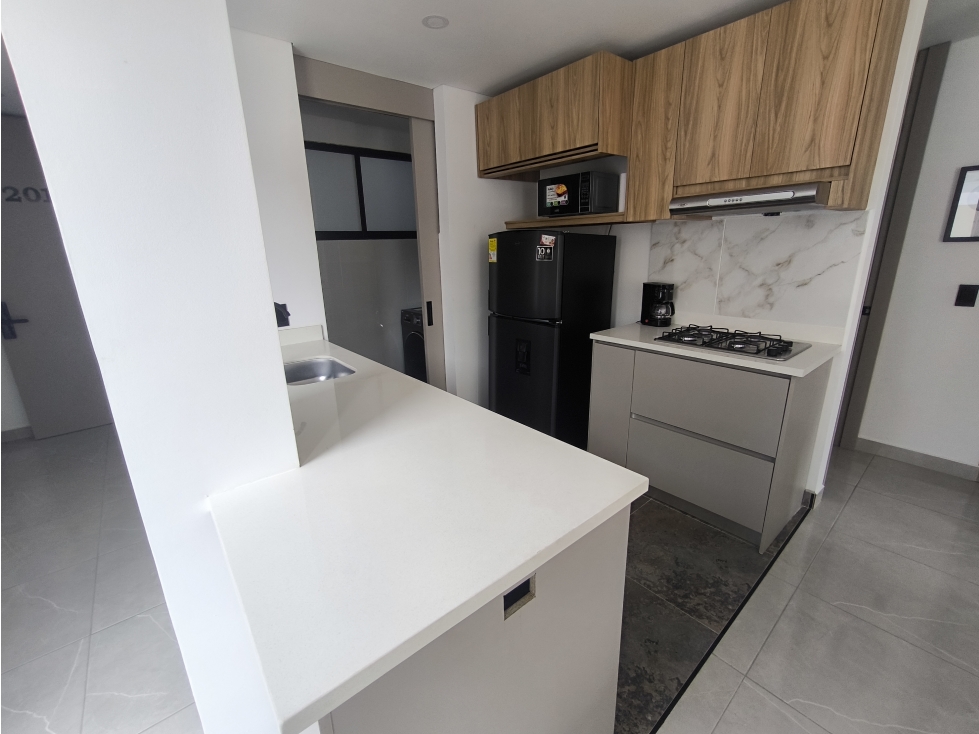EDIFICIO EN VENTA CON LOCALES, APARTAMENTOS Y APARTAESTUDIOS (JD) — foto 6