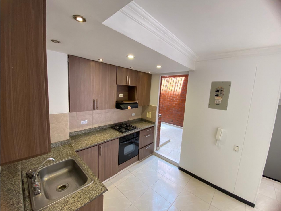 CASA EN CONJUNTO RESIDENCIAL EN VENTA - VALLE DEL LILI DC W:10396741 — foto 4