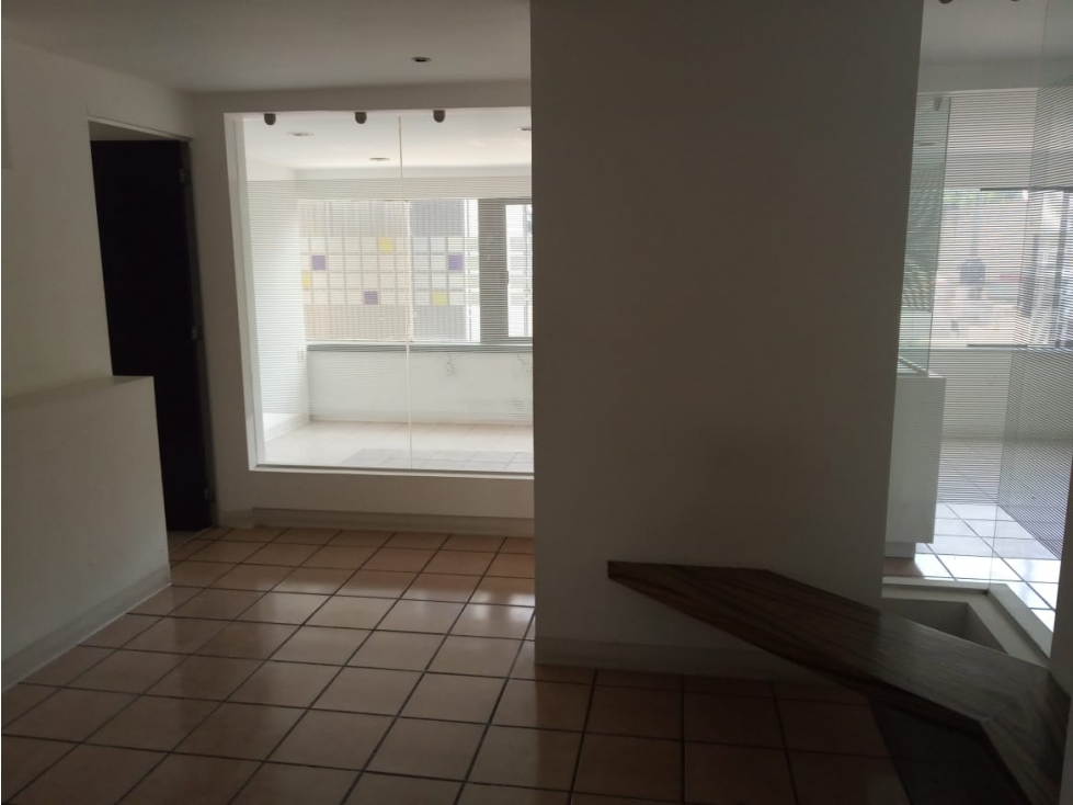 RENTA DE OFICINA DE 90 M2 EN COLONIA HIPODROMO - 3