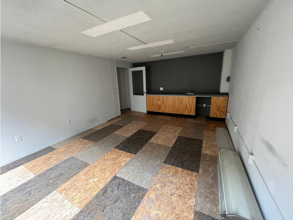EXCELENTE OFICINA DE 55M2 EN RENTA EN INSURGENTES