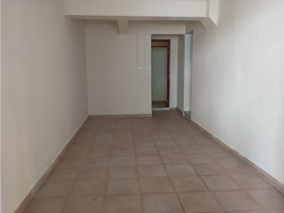 RENTA DE CASAS PARA OFICINA EN VILLAHERMOSA COL. HIPODROMO — foto 2