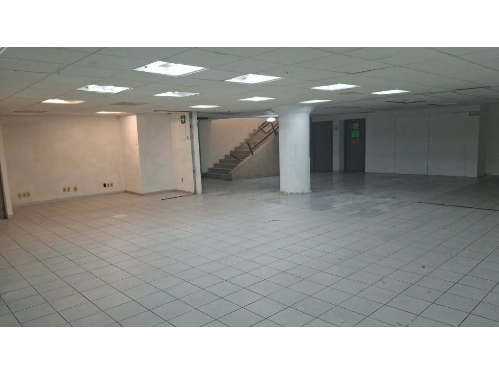 RENTA EXCELENTE LOCAL CERCA DE LA ALAMEDA CENTRAL — foto 4