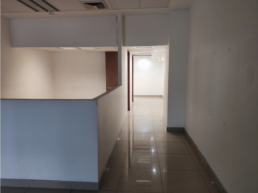 LOCAL EN RENTA DE 400 M2. EN SAN JOSE INSURGENTES - 2
