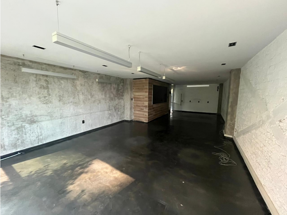 HERMOSA OFICINA EN RENTA DE 55M2 PARA EMPEZAR TU NEGOCIO — foto 2