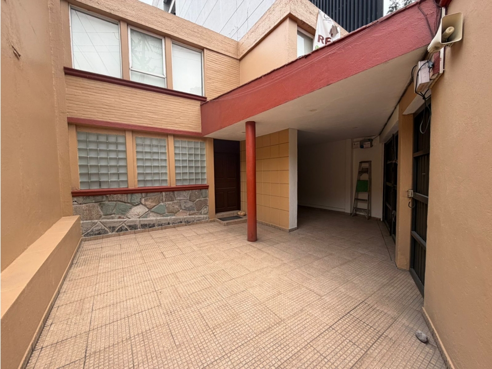 HERMOSA CASA SEMI-AMUEBLADA EN RENTA EN REFORMA SOCIAL