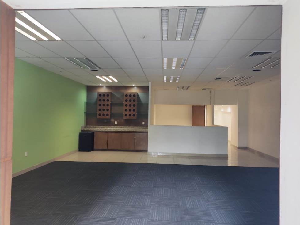 LOCAL EN RENTA DE 400 M2. EN SAN JOSE INSURGENTES - 3