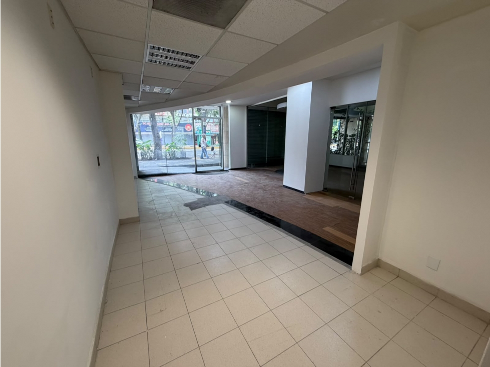 EXCELENTE LOCAL EN RENTA - IDEAL PARA INSTITUCIONES BANCARIAS - 4
