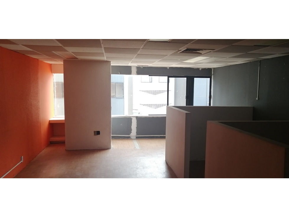 RENTA DE OFICINA DE 50 MTS. EN LA COLONIA HIPÓDROMO - 3