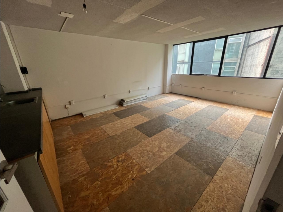EXCELENTE OFICINA DE 55M2 EN RENTA EN INSURGENTES — foto 4