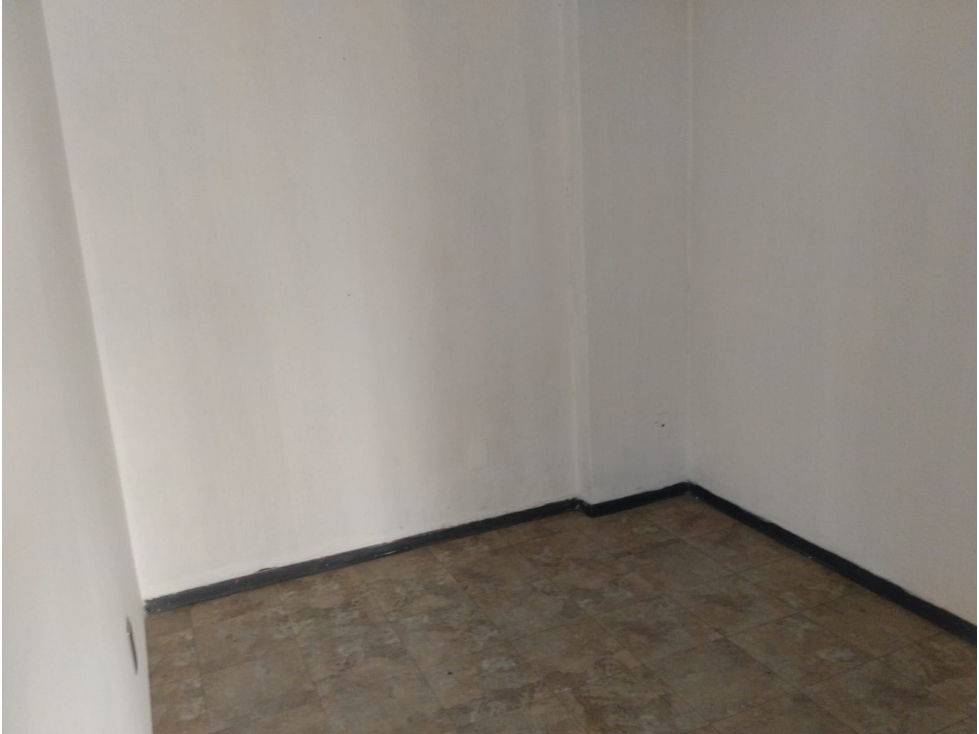 RENTA DE OFICINA 60 M2, A UNA CALLE DEL METRO CHILPANCINGO - 3