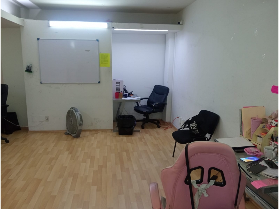 BONITA OFICINA EN RENTA DE 100M2 EN COL. HIPODROMO — foto 4