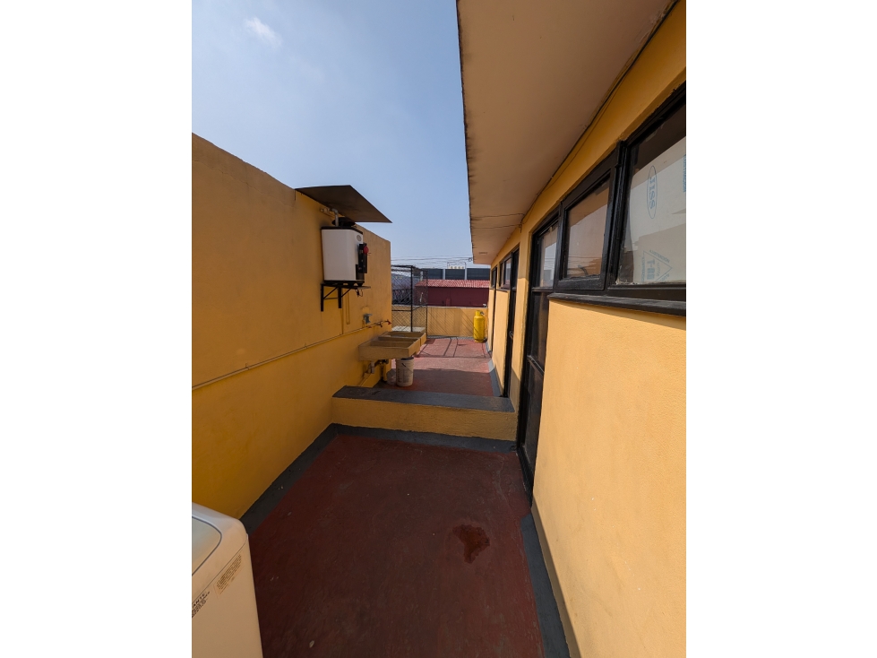 VENTA DE EXCELENTE EDIFICIO CON 8 DEPTOS. EN TLANEPANTLA DE BAZ - 6