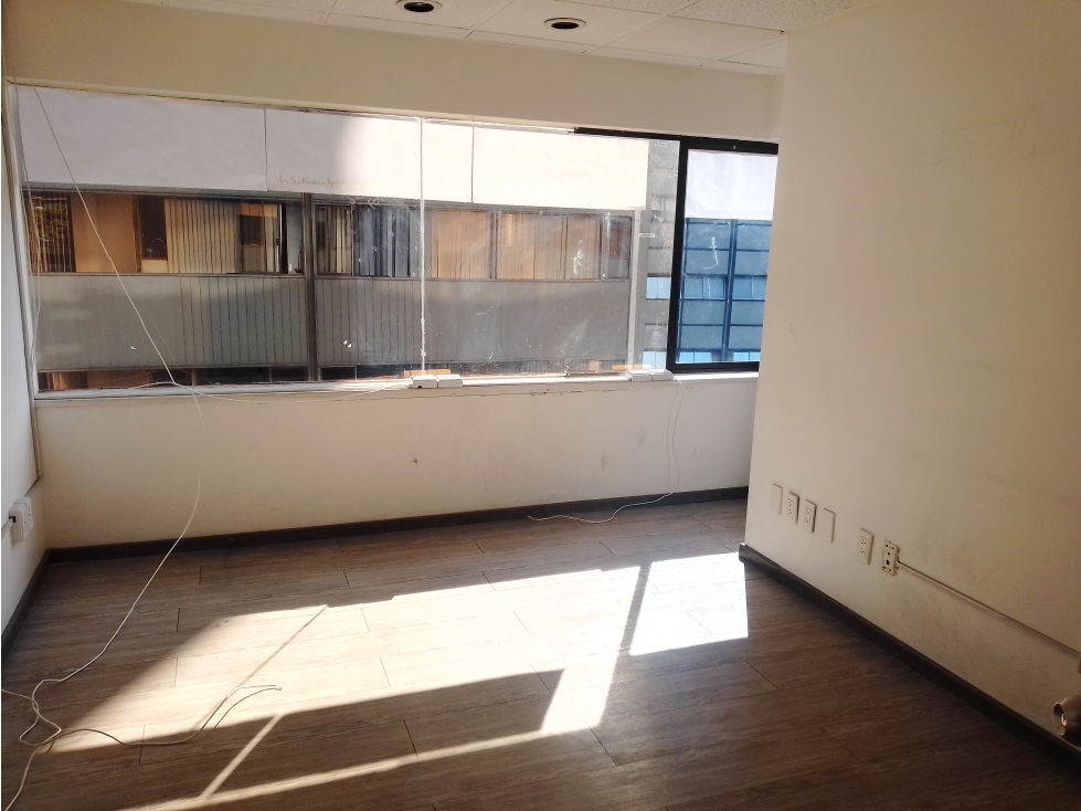 EXCELENTE OFICINA EN RENTA EN LA CONDESA - 5