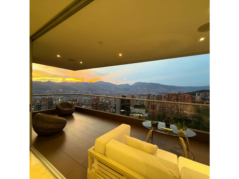 Vende Amplio Apartamento vista panoramica El Tesoro — foto 3