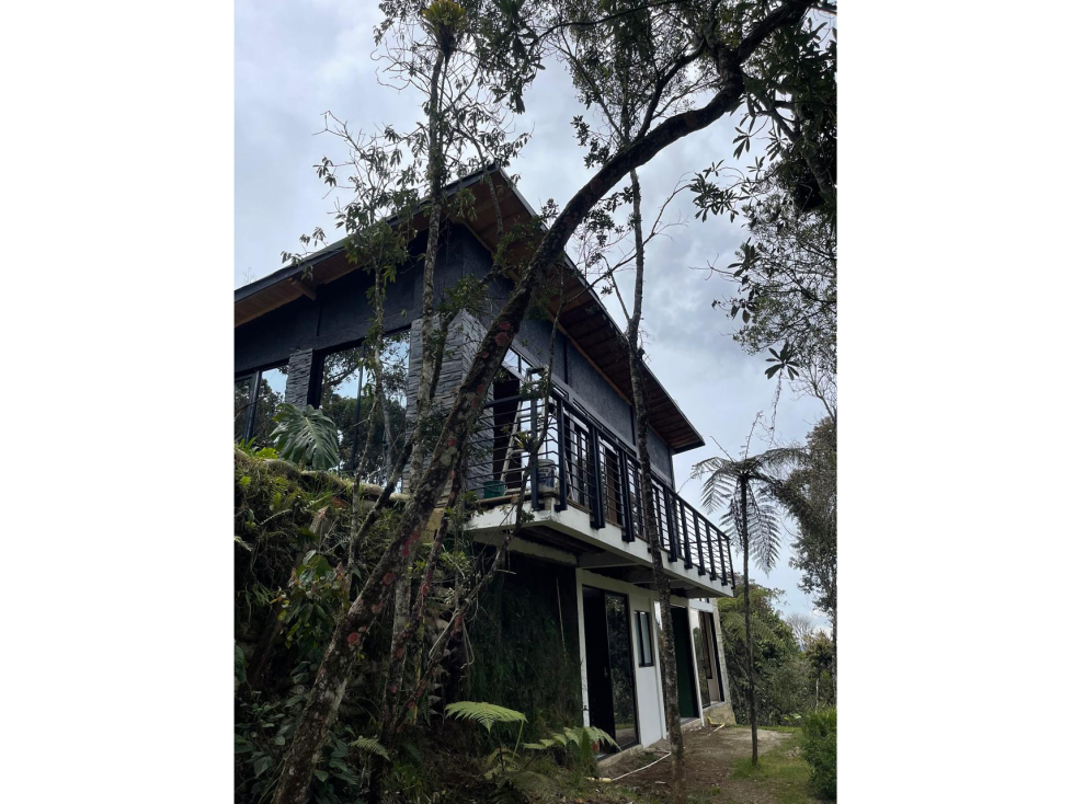 venta Finca con bosque nativo-proyecto eco turismo-Arvi-Santa elena