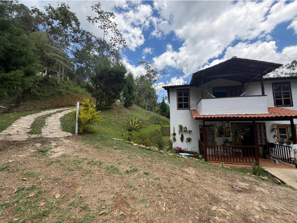 Vende Casa Campestre matricula independiente Caldas- Antioquia — foto 2