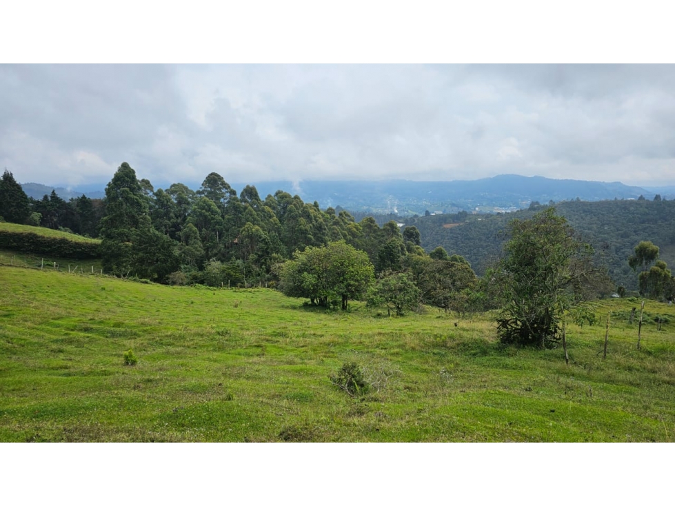 Lote semi plano en Parcelacion-La honda-Guarne